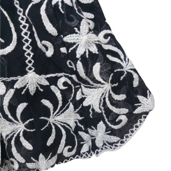 ZARA Black and White Zara Skirt Size Medium - Picture 3 of 4